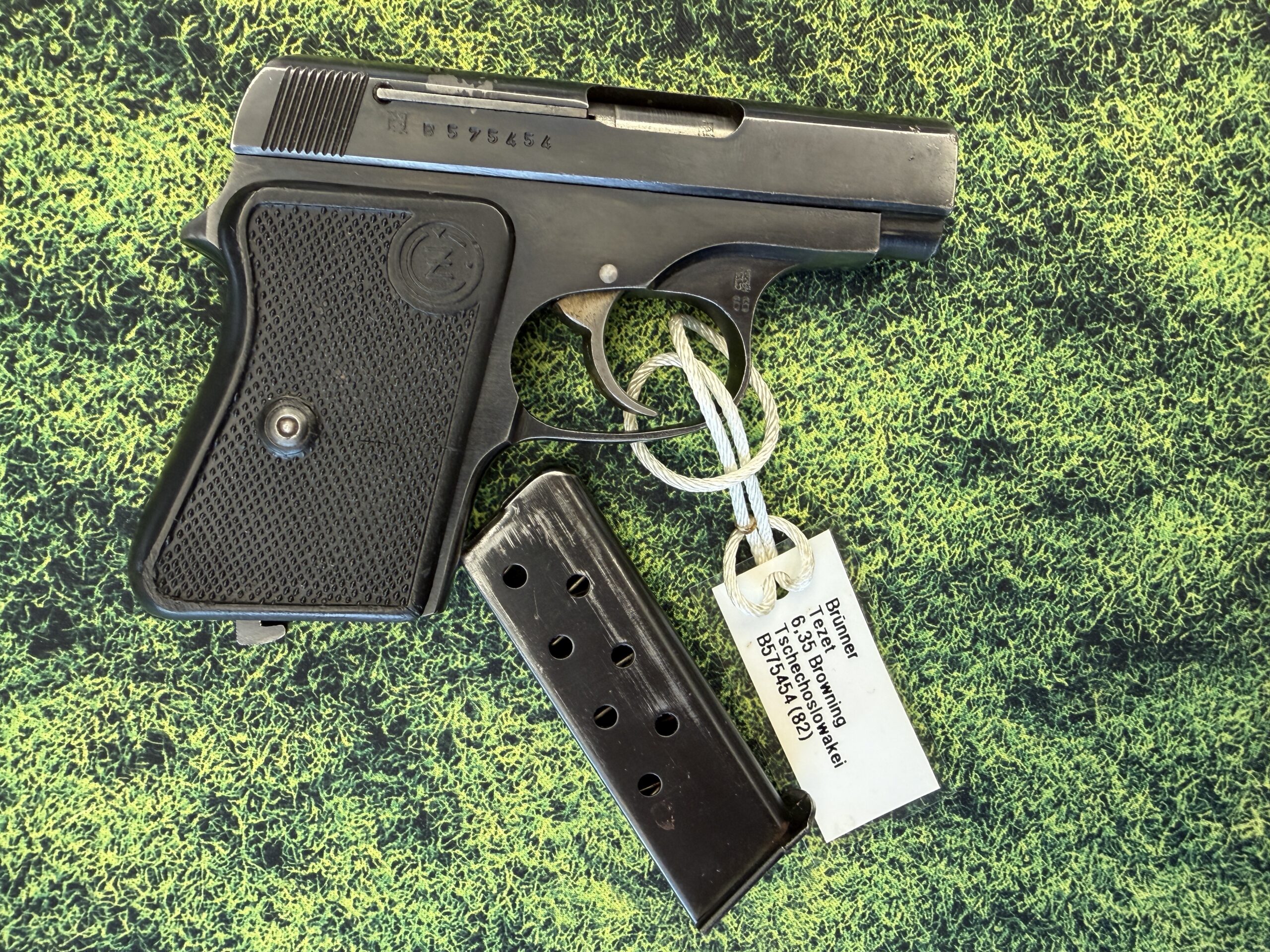 CZ 45 (Model 1945) – Kapesní pistole ráže 6,35 mm Browning