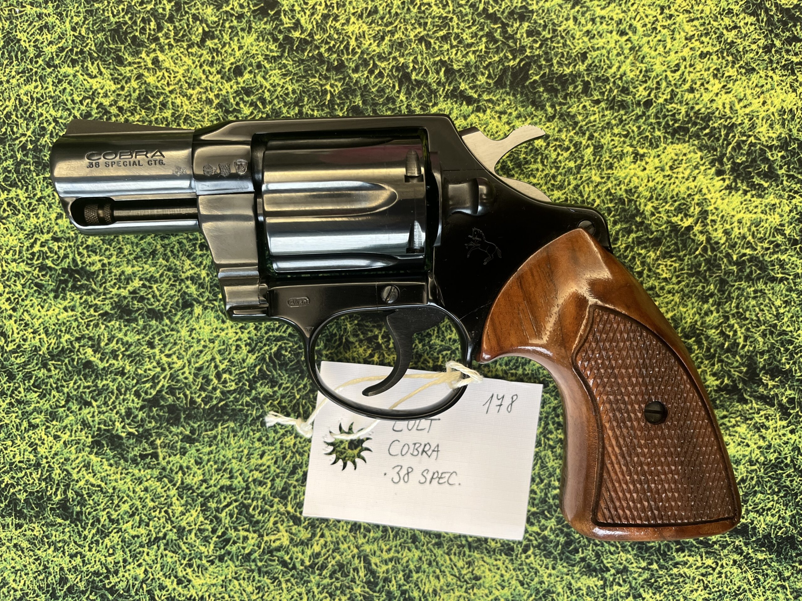 COLT COBRA (1973–1981): Poslední Lehká Hadí Klasika (NOS), .38 spec.