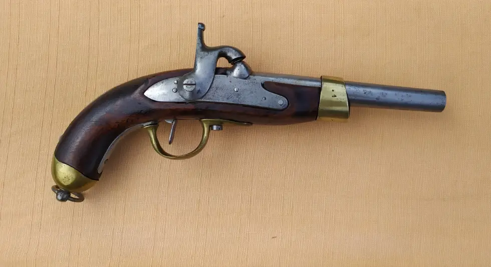 Zperkusená pistole AN XIII